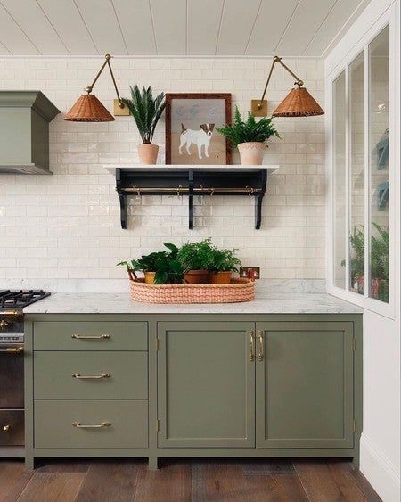 Carrara white marble countertops with earthy tones