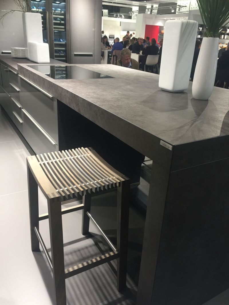 Composit kitchen island in dark color
