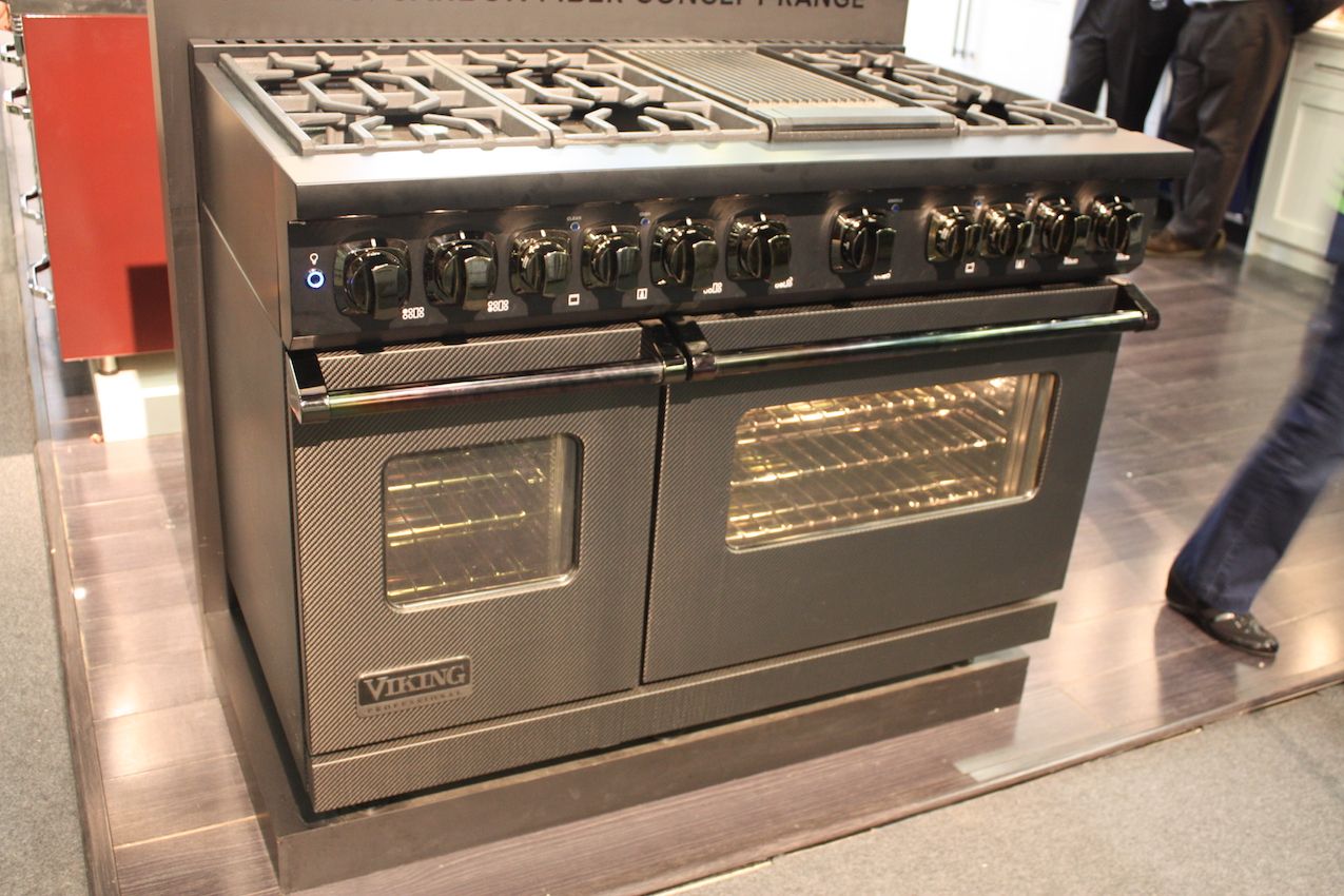 Those who prefer a traditional gas range can have innovative finishes like Viking's carbon fiber model.